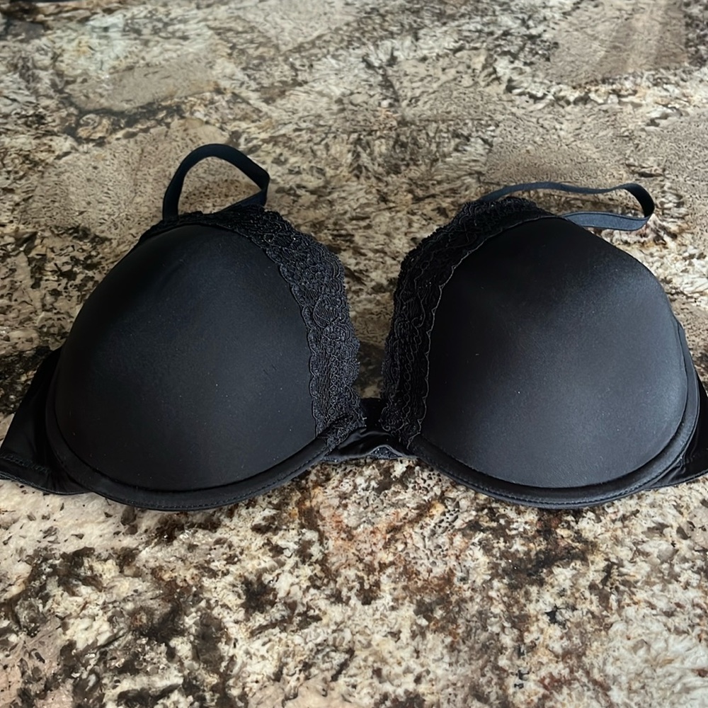 Calvin Klein black bra, size 36C perfect condition.